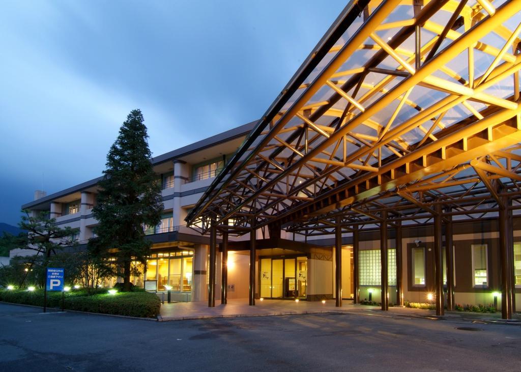 Route Inn Grantia Fukuoka Miyawaka - Wakita Onsen Exterior foto